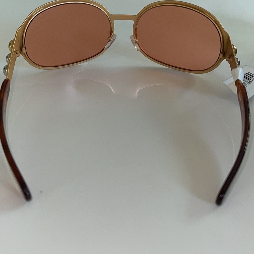CHLOÉ Oval Gold Frame Sunglasses NWT - Picture 5 of 14
